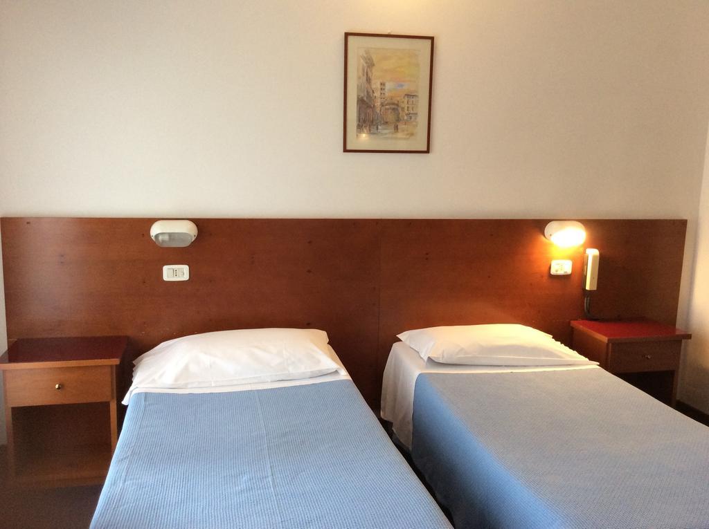 Hotel San Marco อาเรซโซ ภายนอก รูปภาพ