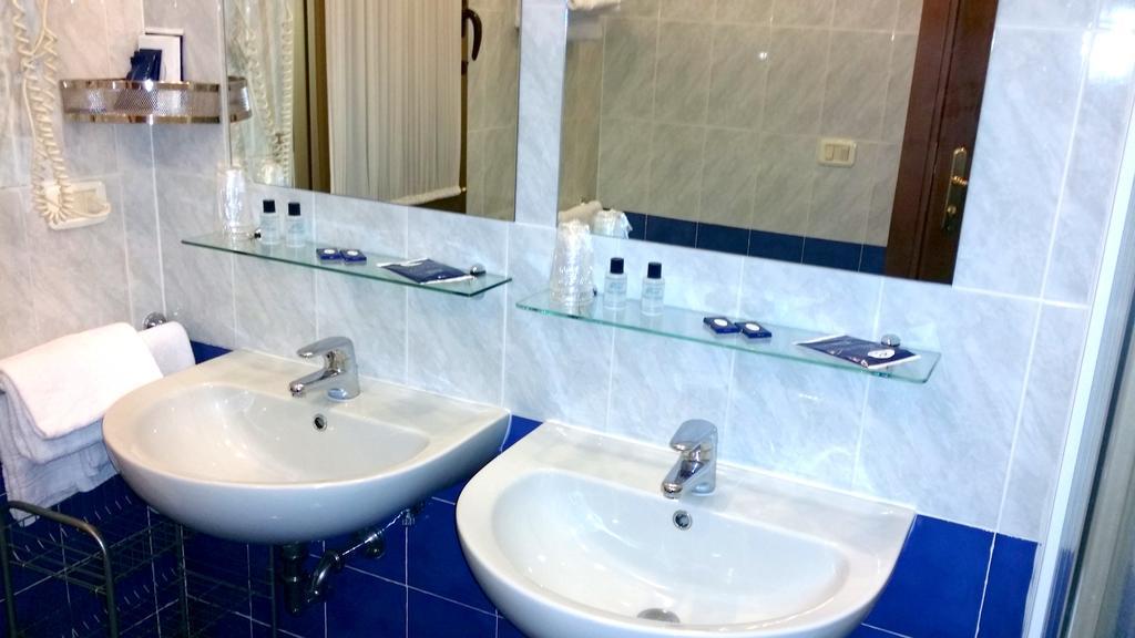 Hotel San Marco อาเรซโซ ภายนอก รูปภาพ